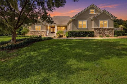 Casa en Ocala, Florida 4 dormitorios, 400.41 m2 № 2412585