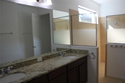 House in Windermere, Florida 3 bedrooms, 214.23 sq.m. № 2111690 - photo 9