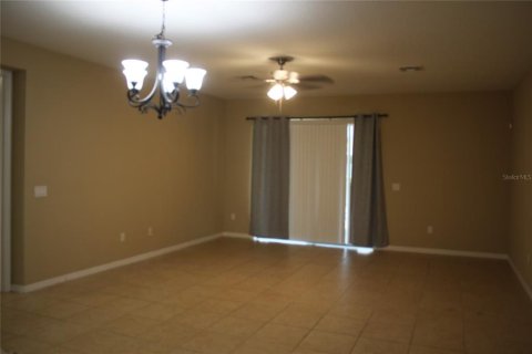 House in Windermere, Florida 3 bedrooms, 214.23 sq.m. № 2111690 - photo 5