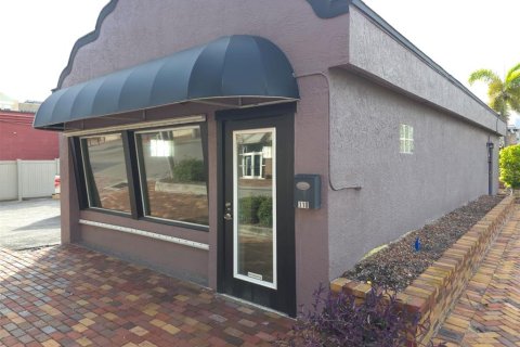 Commercial property in Punta Gorda, Florida 82.96 sq.m. № 1905606 - photo 3