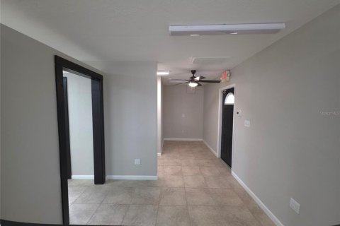 Commercial property in Punta Gorda, Florida 82.96 sq.m. № 1905606 - photo 13