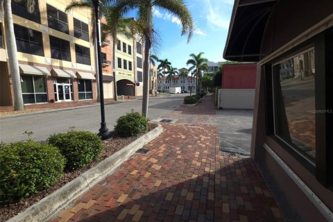 Commercial property in Punta Gorda, Florida 82.96 sq.m. № 1905606 - photo 5