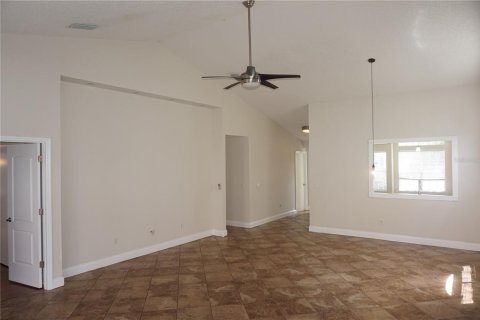 Casa en venta en Orlando, Florida, 3 dormitorios, 147.9 m2 № 1916663 - foto 9