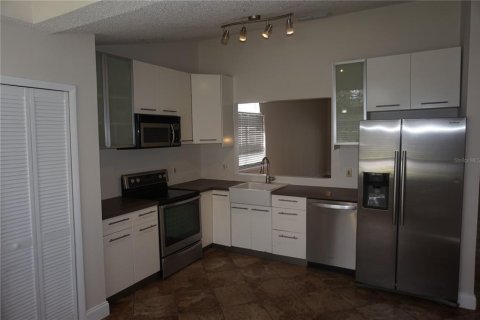 Casa en venta en Orlando, Florida, 3 dormitorios, 147.9 m2 № 1916663 - foto 8