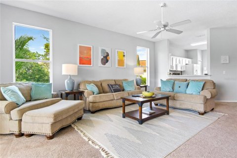 Casa en venta en Davenport, Florida, 3 dormitorios, 154.22 m2 № 2273194 - foto 3