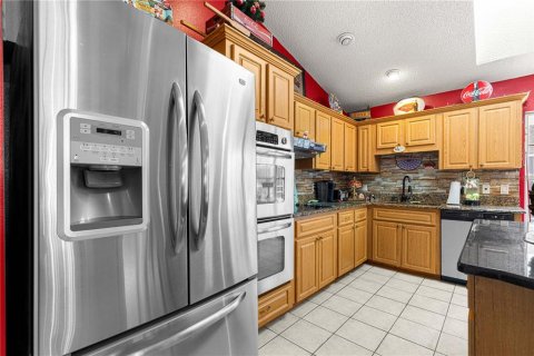 Casa en venta en Summerfield, Florida, 2 dormitorios, 139.07 m2 № 1894599 - foto 5