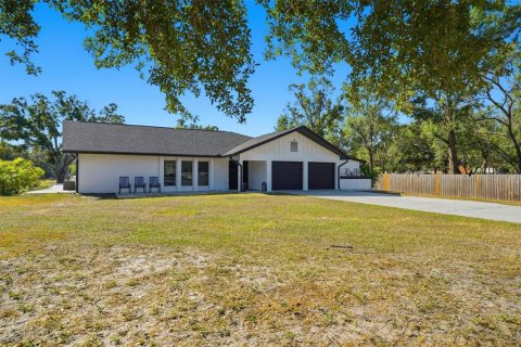 Villa ou maison à vendre à Pinellas Park, Floride: 3 chambres, 223.99 m2 № 2342446 - photo 2
