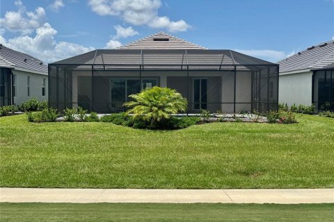 House in Lakewood Ranch, Florida 3 bedrooms, 176.51 sq.m. № 2195975 - photo 21
