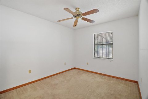 Casa en venta en Eustis, Florida, 3 dormitorios, 164.81 m2 № 1760330 - foto 22
