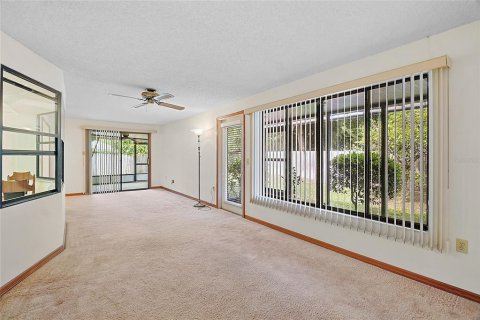 Casa en venta en Eustis, Florida, 3 dormitorios, 164.81 m2 № 1760330 - foto 15
