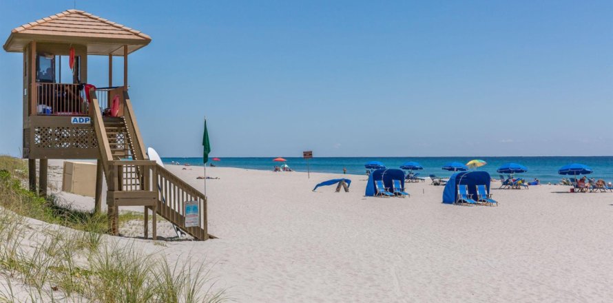 Condominio en Delray Beach, Florida, 2 dormitorios № 1173171