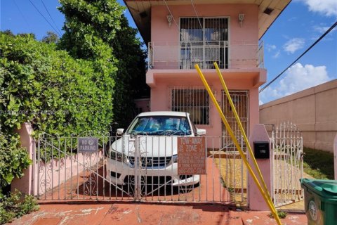 Casa en venta en Miami, Florida, 2 dormitorios, 96.62 m2 № 2192532 - foto 2