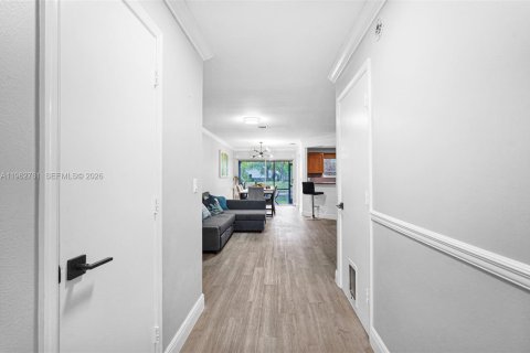 Touwnhouse à vendre à Deerfield Beach, Floride: 2 chambres, 120.77 m2 № 2025876 - photo 20