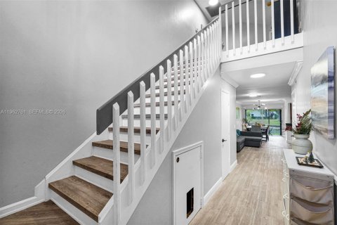 Touwnhouse à vendre à Deerfield Beach, Floride: 2 chambres, 120.77 m2 № 2025876 - photo 18