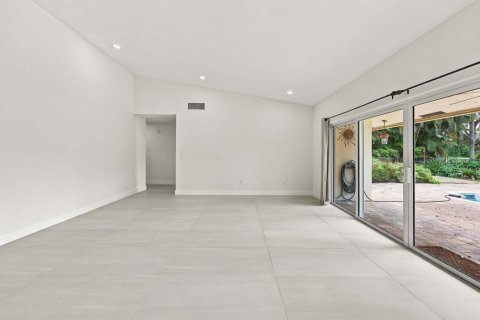Villa ou maison à vendre à Boca Raton, Floride: 3 chambres, 227.33 m2 № 2439395 - photo 14