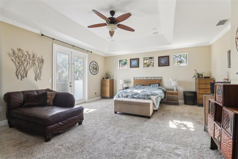 House in Tampa, Florida 4 bedrooms, 311.22 sq.m. № 1745560 - photo 28