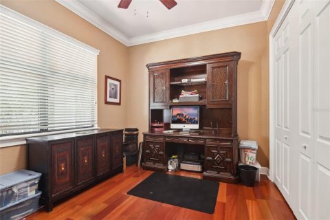 House in Tampa, Florida 4 bedrooms, 311.22 sq.m. № 1745560 - photo 23