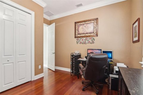 House in Tampa, Florida 4 bedrooms, 311.22 sq.m. № 1745560 - photo 24