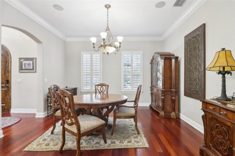 House in Tampa, Florida 4 bedrooms, 311.22 sq.m. № 1745560 - photo 12