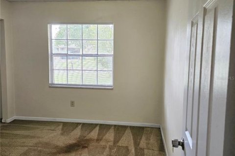 House in Kissimmee, Florida 3 bedrooms, 112.23 sq.m. № 2405446 - photo 6