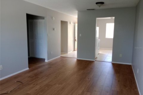 Appartement à louer à Titusville, Floride: 2 chambres, 76.18 m2 № 2101065 - photo 10