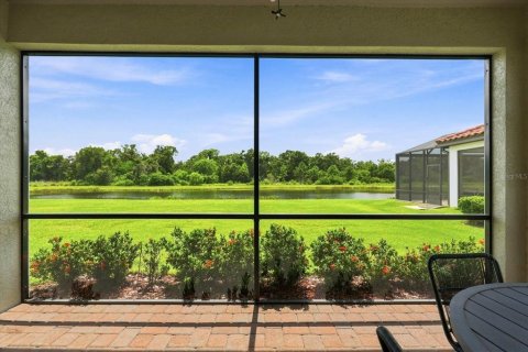Villa ou maison à vendre à Lakewood Ranch, Floride: 3 chambres, 178.93 m2 № 2315192 - photo 6