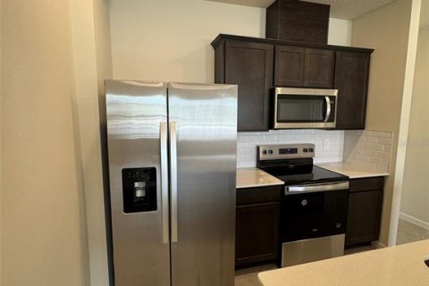 Townhouse in Kissimmee, Florida 3 bedrooms, 156.35 sq.m. № 1857781 - photo 10