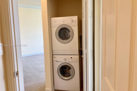 Condominio en alquiler en Aventura, Florida, 2 dormitorios, 107.4 m2 № 2028081 - foto 5
