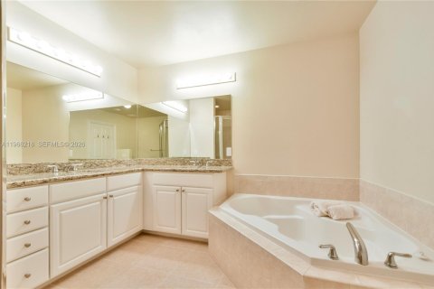 Condominio en alquiler en Aventura, Florida, 2 dormitorios, 107.4 m2 № 2028081 - foto 16