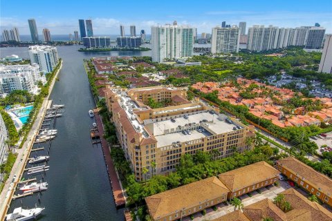 Condominio en alquiler en Aventura, Florida, 2 dormitorios, 107.4 m2 № 2028081 - foto 21