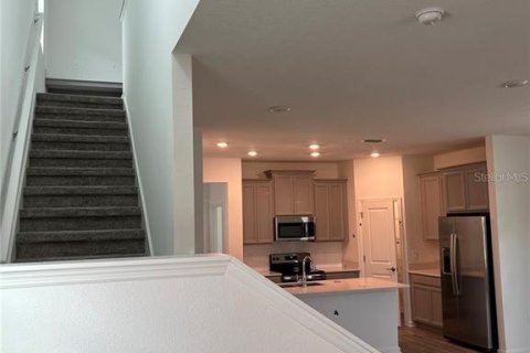 Villa ou maison à louer à Kissimmee, Floride: 4 chambres, 189.89 m2 № 2116215 - photo 14