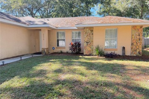 House in Ocala, Florida 3 bedrooms, 124.58 sq.m. № 2104325 - photo 2