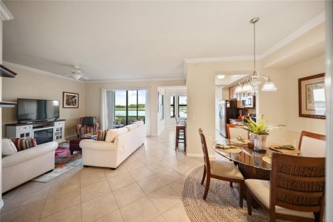 Condo in Bradenton, Florida, 2 bedrooms  № 1869516 - photo 5