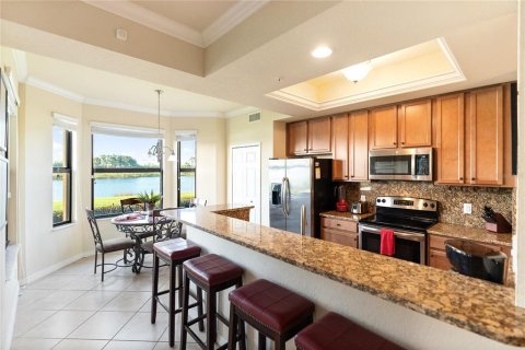 Condo in Bradenton, Florida, 2 bedrooms  № 1869516 - photo 18