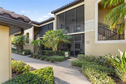Condo in Bradenton, Florida, 2 bedrooms  № 1869516 - photo 10