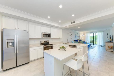 Condo in Bradenton, Florida, 2 bedrooms  № 2214084 - photo 5