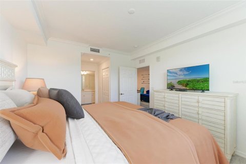 Condo in Bradenton, Florida, 2 bedrooms  № 2214084 - photo 23