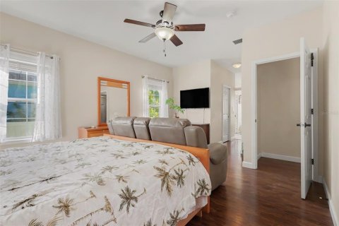 House in Palm Bay, Florida 3 bedrooms, 172.8 sq.m. № 2427520 - photo 20
