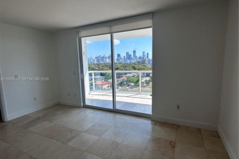 Condominio en alquiler en Miami, Florida, 1 dormitorio, 66.33 m2 № 2031604 - foto 14