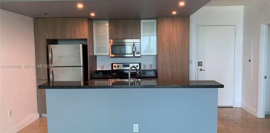 Condo à Miami, Floride, 1 chambre  № 2031604