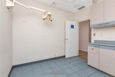 Commercial property in Clearwater, Florida 330.82 sq.m. № 2145041 - photo 22