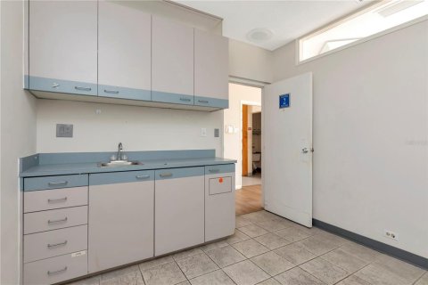 Commercial property in Clearwater, Florida 330.82 sq.m. № 2145041 - photo 18
