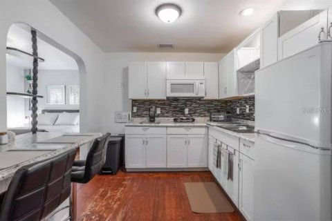 Villa ou maison à vendre à Orlando, Floride: 7 chambres, 266.26 m2 № 2130462 - photo 3