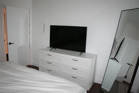 Condominio en venta en Lake Mary, Florida, 1 dormitorio, 86.86 m2 № 1608420 - foto 16