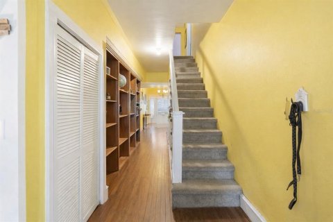 House in Crescent City, Florida 4 bedrooms, 241.55 sq.m. № 2144729 - photo 25