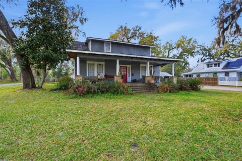 House in Crescent City, Florida 4 bedrooms, 241.55 sq.m. № 2144729 - photo 2