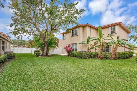 Casa en venta en Weston, Florida, 4 dormitorios, 194.26 m2 № 1983944 - foto 19