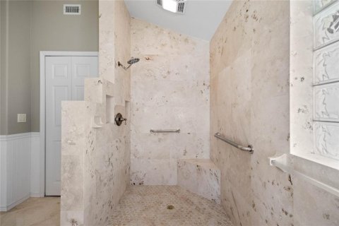 House in Punta Gorda, Florida 2 bedrooms, 185.9 sq.m. № 1648824 - photo 18