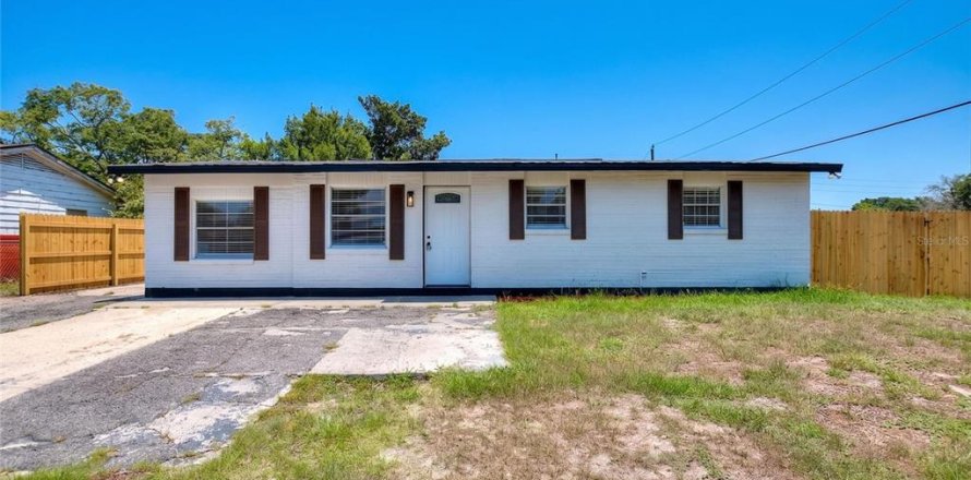 Casa en Tampa, Florida 3 dormitorios, 106.84 m2 № 2219247