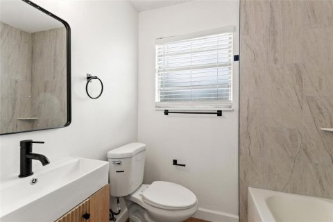 Casa en venta en Tampa, Florida, 3 dormitorios, 106.84 m2 № 2219247 - foto 13